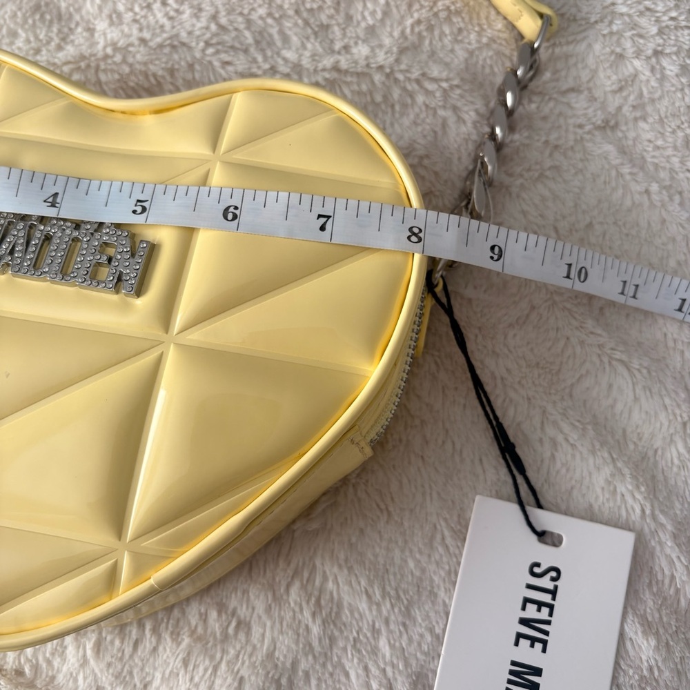 Steve Madden Heart Crossbody Bag Bundle | Pastel Yellow | Includes Free Gift - Picture 9 of 9